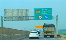 Thu phí sử dụng đường bộ tại 5 tuyến cao tốc từ 1/3