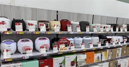 Điện máy cuối năm xả hàng, giảm giá tới 60% vẫn vắng khách