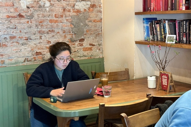 Sau Tết, người trẻ học cách bắt đầu lại