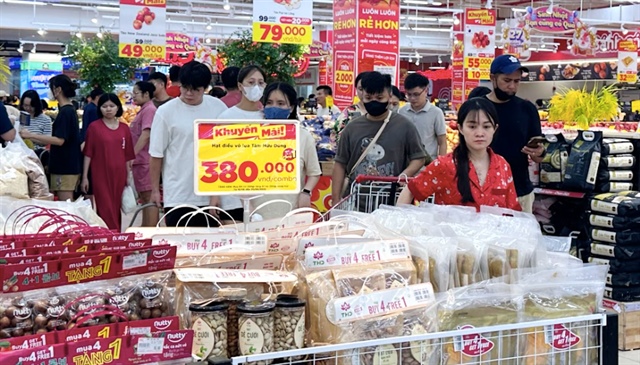 Các hiệp hội, doanh nghiệp kiến nghị quy định an toàn thực phẩm theo hướng hậu kiểm, kiểm soát rủi ro. Ảnh: Như Ý