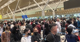 Bất ngờ vé máy bay Tết từ TPHCM đi Hà Nội ngày 28 tháng Chạp