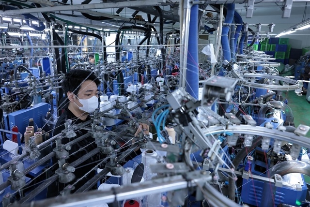 Exporters step up production after Tết to meet overseas orders