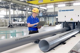 Nhựa xây dựng dẫn sóng lợi nhuận năm 2025