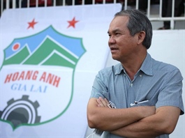 Bầu Đức muốn mua 5 triệu cp HAG ngay trên sàn