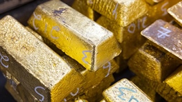 Vàng thế giới khởi sắc khi đồng USD chững đà tăng