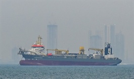 Xung đột tại Trung Đông: Khoảng 1.000 tàu thương mại chưa thể rời Vịnh Persea