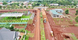 ‘Lướt sóng’ đất nền theo lời môi giới, người phụ nữ ở TPHCM khốn đốn đòi tiền