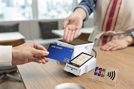 Thanh toán không tiền mặt bùng nổ: Điểm bán làm gì để tối ưu doanh thu?