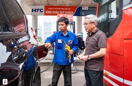 Bộ Công Thương khuyến khích người dân làm việc từ xa để tiết kiệm xăng