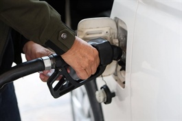 Cú sốc giá dầu diesel và nguy cơ đình lạm trên toàn cầu