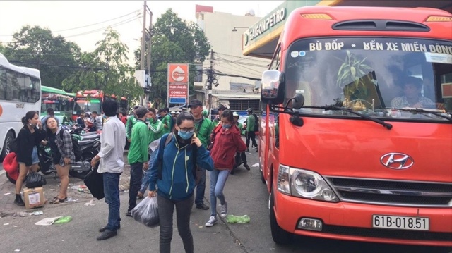 Chi phí nhiên liệu chiếm cơ cấu 25-35% giá vé vận tải hành khách. Ảnh: TN