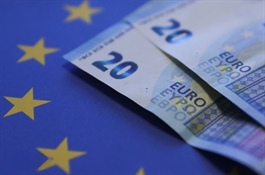 Đồng euro chạm đáy 7 tháng trước sức ép từ giá năng lượng và đồng USD