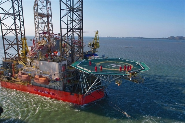 Market extends losses on persistent selling force