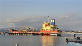 VN strengthens measures to prevent smuggling of fuel at borders amid global energy shocks