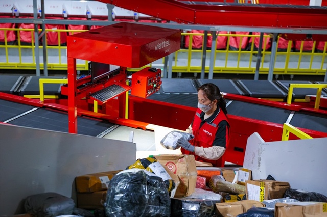 Viettel Post chốt quyền phát hành hơn 51 triệu cp giá 10,000 đồng/cp