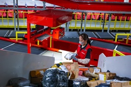 Viettel Post chốt quyền phát hành hơn 51 triệu cp giá 10,000 đồng/cp