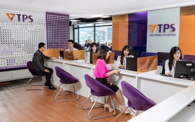 Chứng khoán Tiên Phong đặt mục tiêu lợi nhuận gần gấp 3, không chia cổ tức 2025 | Vietstock