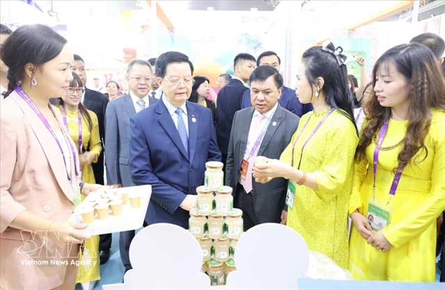 CAEXPO deepens Việt Nam–China cooperation across sectors