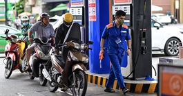 Bộ Công Thương thông tin rõ lý do giá xăng dầu giảm mạnh