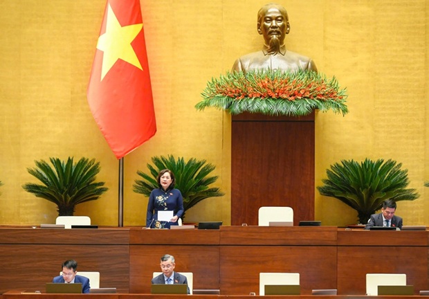 Đồng thuận cao về sự cần thiết ban hành Nghị quyết giảm thuế xăng dầu, nhiên liệu bay | Vietstock