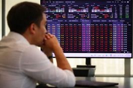 13/04: Đọc gì trước giờ giao dịch chứng khoán?