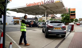 Cú sốc chiến sự Trung Đông gây ảnh hưởng sâu rộng đến kinh tế toàn cầu