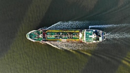 Giá dầu chỉ còn tăng 2% và dao động dưới 100 USD/thùng