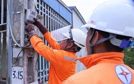 Nắng nóng diện rộng, nhu cầu tiêu thụ điện lập nhiều kỷ lục mới