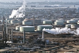 Giá dầu WTI lao dốc gần 8% 