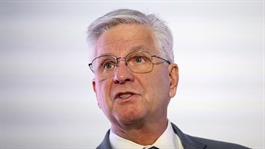 Quan chức Fed cảnh báo chiến tranh Iran có thể gây ra cú sốc giá “kéo dài”