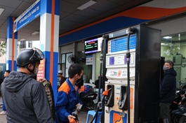 Tây Ninh transport firms seek relief amid fuel price volatility