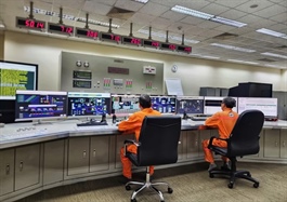 Cung ứng điện mùa nắng nóng: 'Liệu cơm gắp mắm' trước áp lực kép