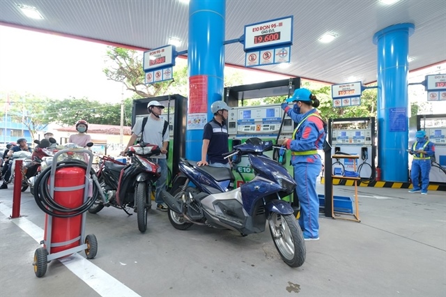 Petrolimex (PLX) falls short of public company criteria