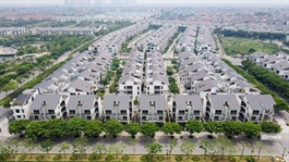 Tranh luận về đánh thuế người có nhiều nhà: Làm sao vừa chống đầu cơ vừa không gây sốc?