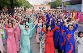 Ngày Văn hóa Việt Nam-24/11: Người lao động được nghỉ và hưởng nguyên lương