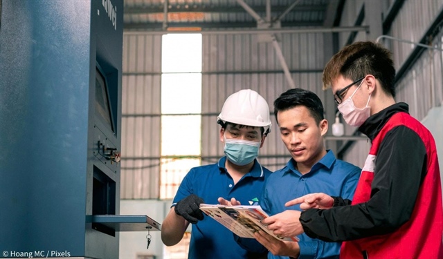 Smart factories or bust: decision time in 2026