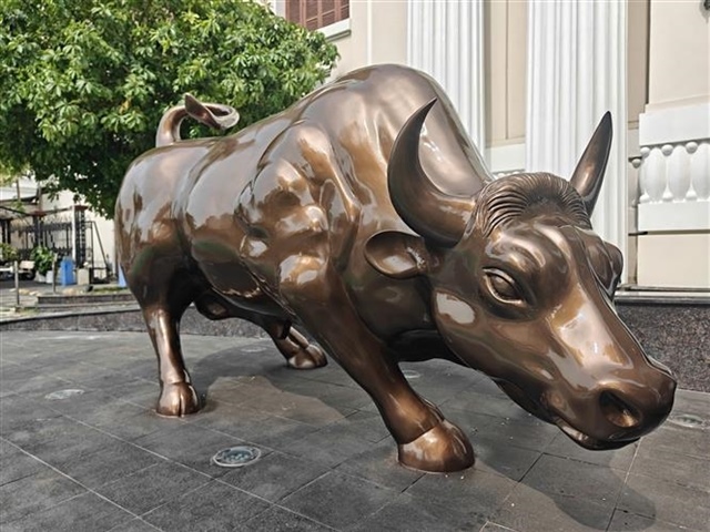 VN-Index tests resistance as liquidity weakens, margin risks draw caution