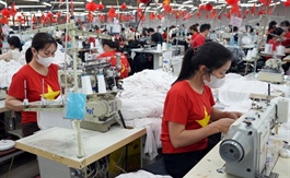 Moody’s lifts Việt Nam’s outlook to "positive" on reform drive