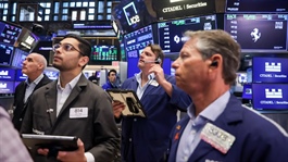Dow Jones tăng hơn 600 điểm nhờ kỳ vọng thỏa thuận Mỹ – Iran