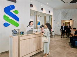Standard Chartered Vietnam launches innovative Sustainable Deposit