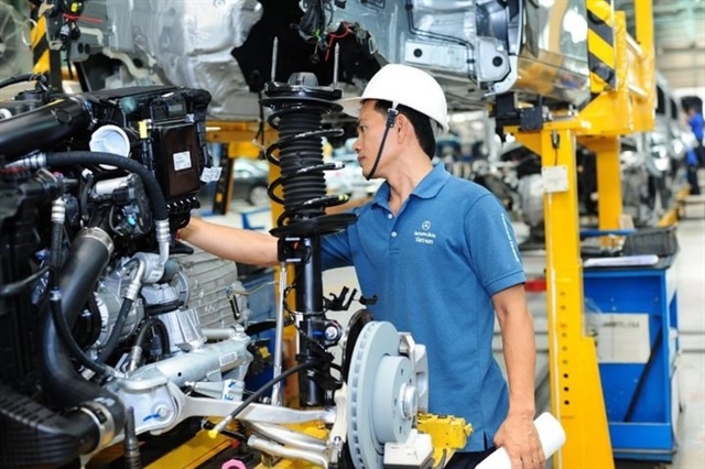 Việc loại bỏ điều kiện kinh doanh còn kéo theo sự suy giảm với nhiều ngành công nghiệp hỗ trợ. Ảnh: VAMA