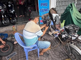 "Phù phép" xe đạp điện thành xe máy điện