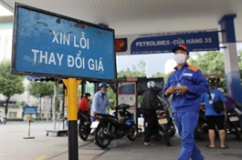 Giá xăng, dầu đồng loạt giảm từ 15h ngày 14/5