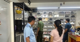 TPHCM: Phát hiện cửa hàng bán giày thể thao giả, trị giá hơn nửa tỉ đồng