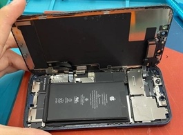 FASTCARE cập nhật giá thay pin iPhone chính hãng mới nhất 2026