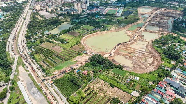 Dự án hồ điều hòa Thụy Phương 2 (phường Đông Ngạc, Hà Nội) sắp cán đích để kịp thời ứng phó với mùa mưa năm nay. Ảnh: Trọng Phú