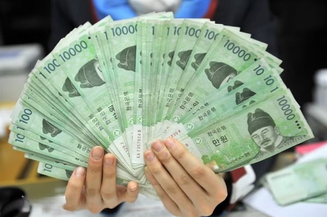 Thu nhập bình quân của Hàn Quốc chưa vượt mốc 40.000 USD trong 12 năm liên tiếp