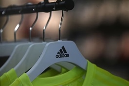 World Cup: Cuộc cạnh tranh quyết liệt giữa các tập đoàn sản xuất đồ thể thao