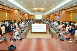 Green credit a key solution to build circular economy