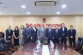 Murphy Oil urged to expand investment in Việt Nam